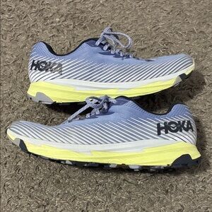 Hoka Torrent 2